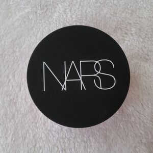 NARS Loose Light Reflecting™ Setting Powder - Translucent Crystal